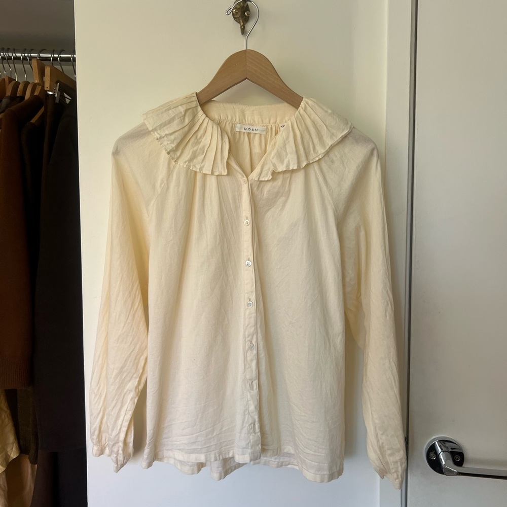 Doen Cream Ruffled Collar Top